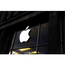 【快訊】Apple 高層交棒！Tim Cook 將在 9 月卸任 CEO，下一代執行長是他