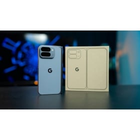 【快訊】Google 意外曝光 Pixel 11 Pro Fold 桌布！？新機配色線索提前現身