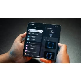 【快訊】摺疊 iPhone Ultra 傳僅推兩色？蘋果可能走高階低調路線