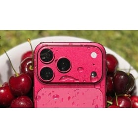 【快訊】iPhone 18 Pro Max 模型機又來了！Dark Cherry 深櫻桃配色質感搶眼