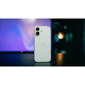 【快訊】20週年iPhone傳採7吋螢幕！無邊框曲面設計、玻璃機身成改款重點